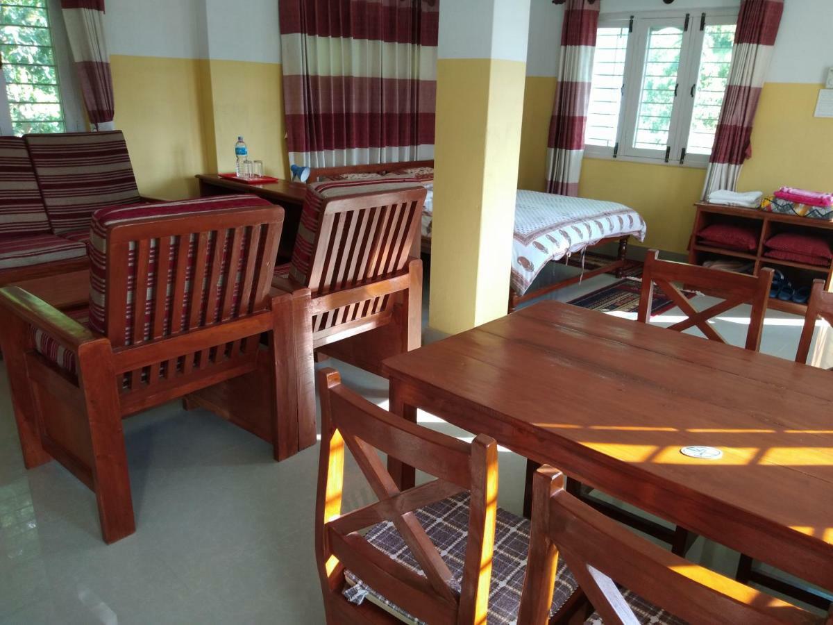 Happy Sedi Lodge Pokhara Exterior photo