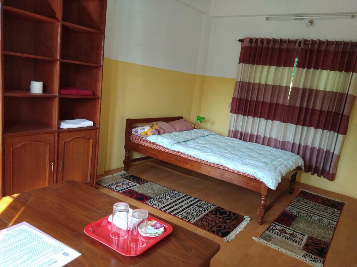 Happy Sedi Lodge Pokhara Exterior photo