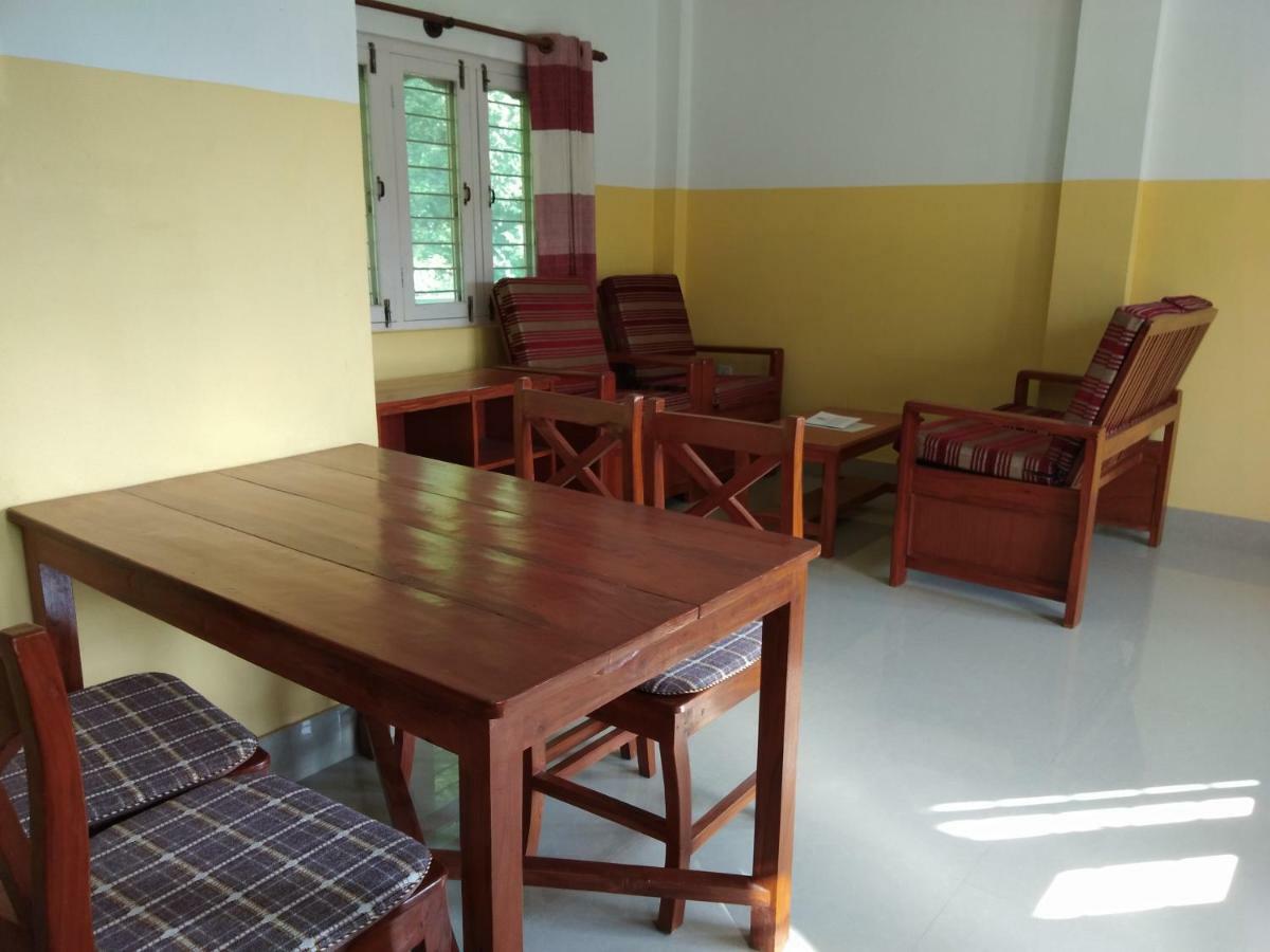 Happy Sedi Lodge Pokhara Exterior photo